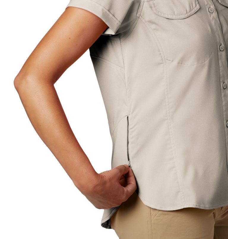 Women's Columbia Silver Ridge Lite Short Sleeve Shirts Khaki | Plus Size CA-U8AL4